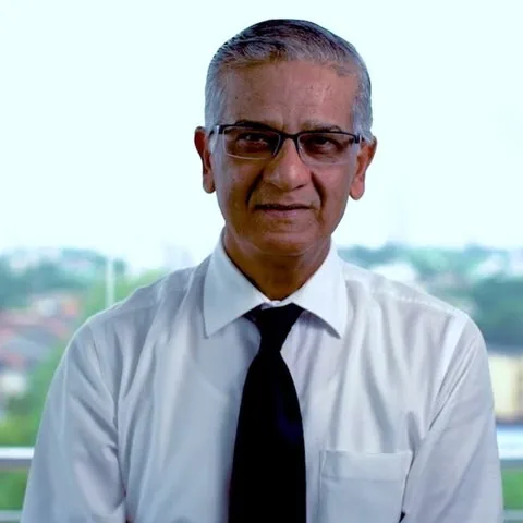 Dr Devanand Jha